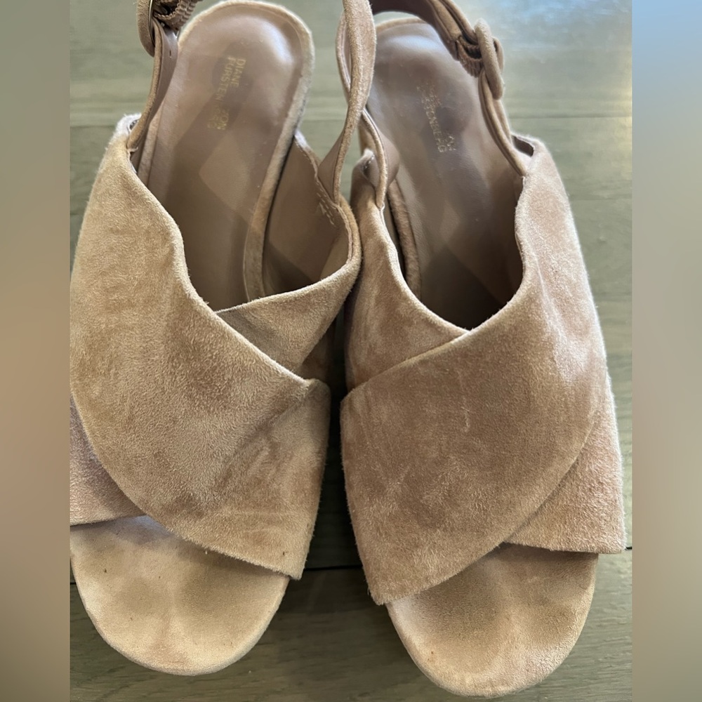 Diane Von Furstenberg 3.5 inch wedges, beige suede, size 6M